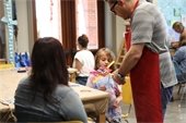 Family Saturday event with kids crafts